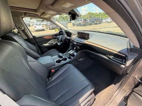 Used 2022 Acura MDX SH-AWD image 17
