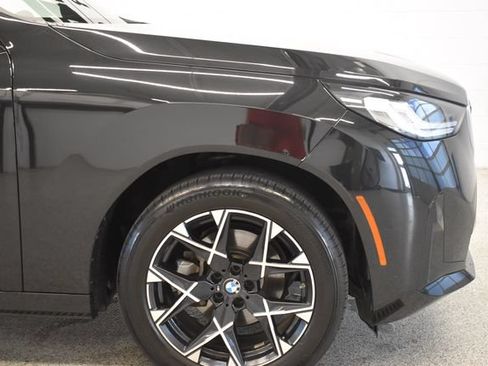 Used 2025 BMW X3 xDrive30i AWD/4WD image 13