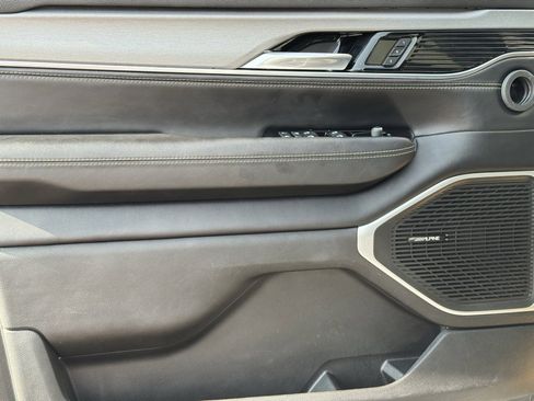 Used 2024 Jeep Wagoneer Series II image 25