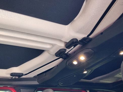 Used 2024 Jeep Wrangler Sport S image 25