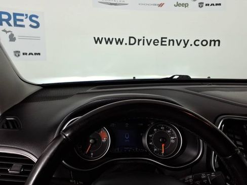Used 2020 Jeep Cherokee Limited AWD/4WD image 23