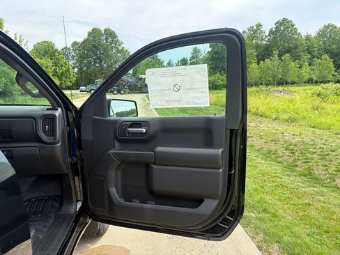 New 2026 Chevrolet Silverado 1500 W/T w/ WT Value Package AWD/4WD image 26