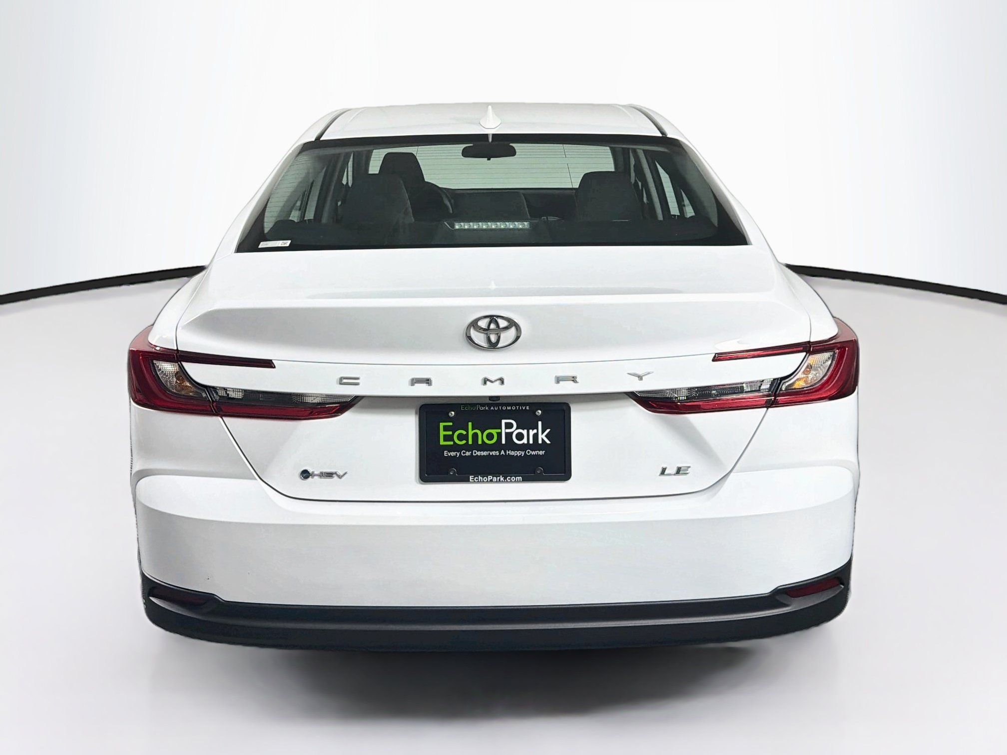 Used 2025 Toyota Camry LE FWD image 7