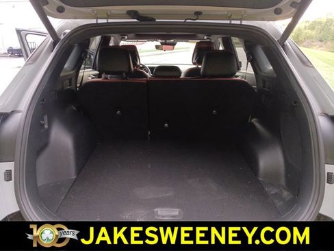 Used 2025 Kia Sportage SX image 31