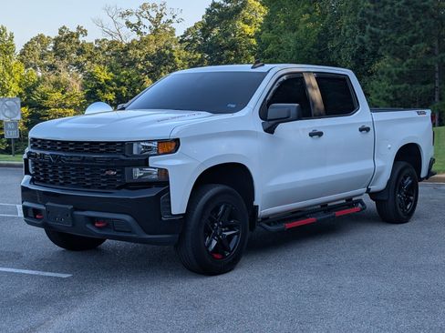 Used 2019 Chevrolet Silverado 1500 Custom Trail Boss w/ Custom Convenience Package AWD/4WD image 5