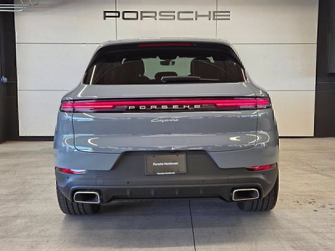 Certified 2026 Porsche Cayenne AWD/4WD image 7