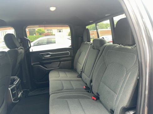 Used 2020 RAM 1500 Big Horn AWD/4WD image 9