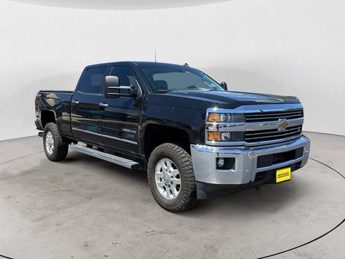 Used 2015 Chevrolet Silverado 2500 LTZ w/ Duramax Plus Package AWD/4WD image 7