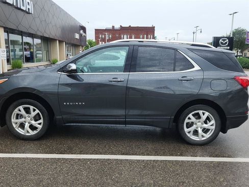 Used 2020 Chevrolet Equinox Premier w/ LPO, Floor Liner Package AWD/4WD image 8