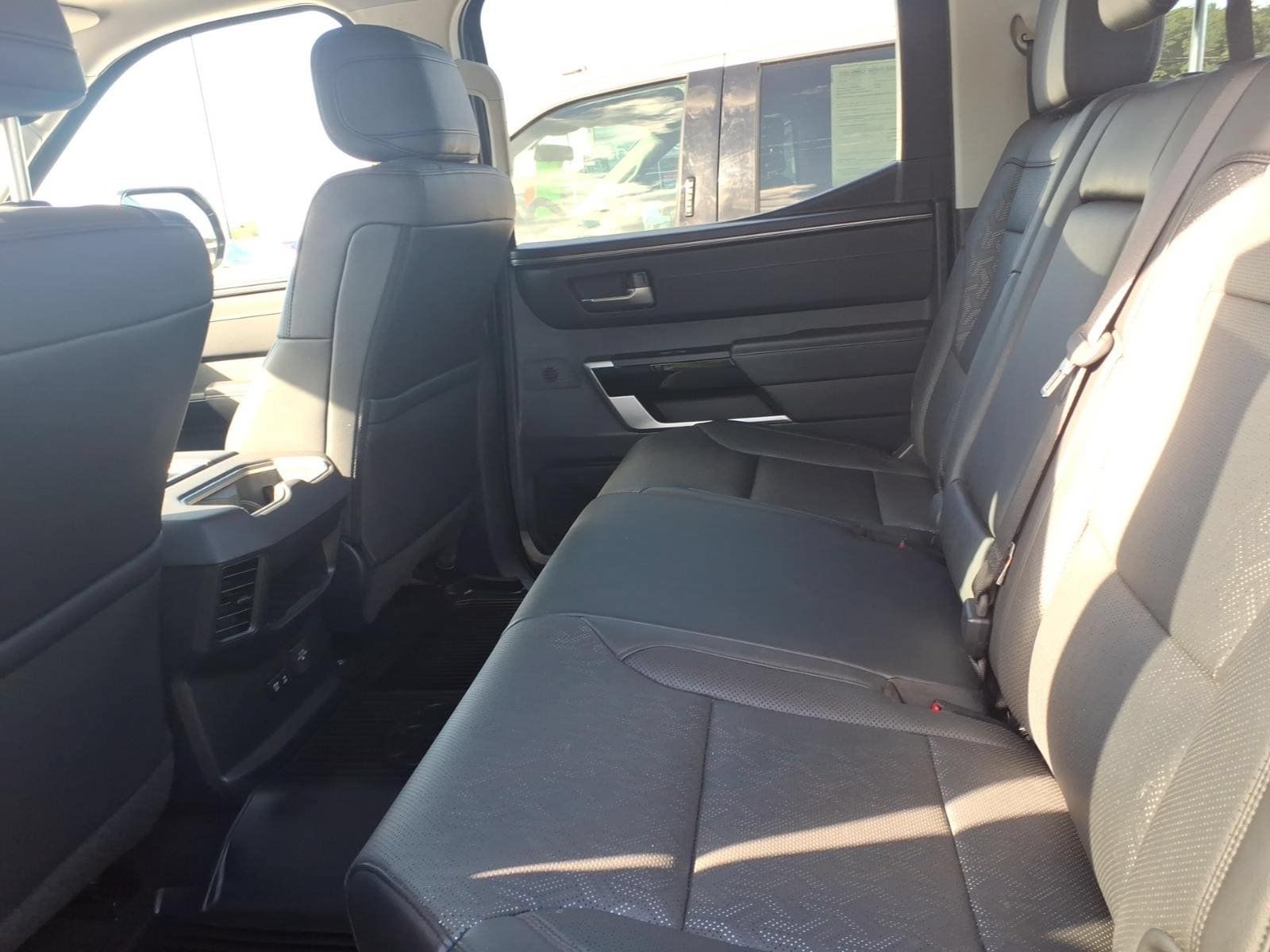 Used 2024 Toyota Tundra Limited AWD/4WD image 8