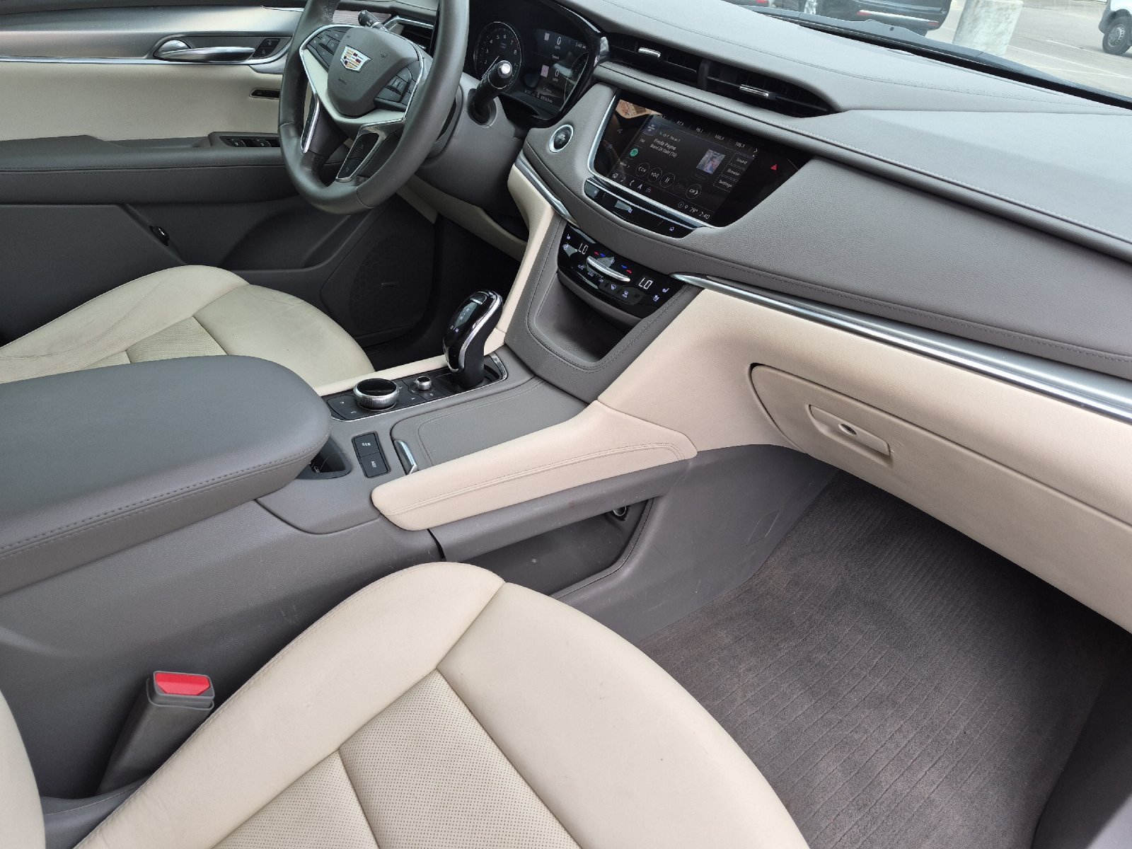 Used 2021 Cadillac XT5 Premium Luxury FWD image 15