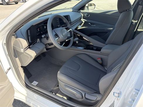 New 2026 Hyundai Elantra Blue image 9