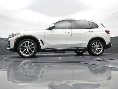 Used 2023 BMW X5 xDrive40i w/ Premium Package image 24