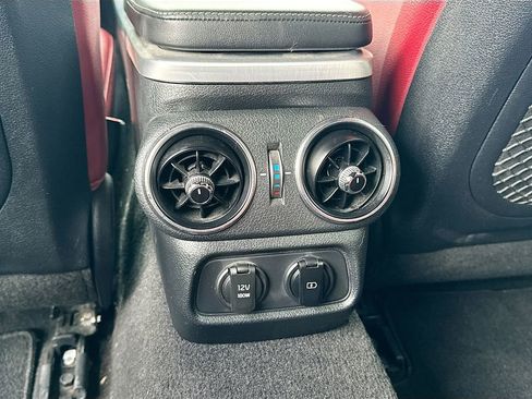 Used 2021 Kia Stinger GT RWD image 24