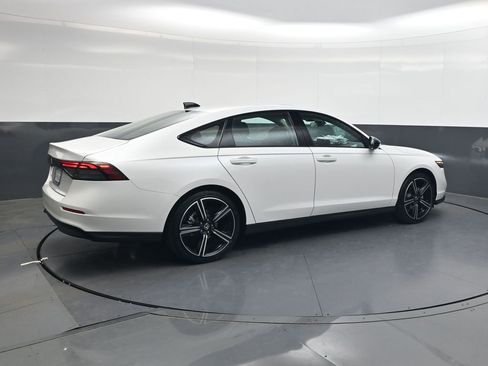 New 2026 Honda Accord SE image 4