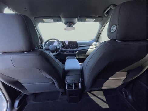 Used 2026 Chevrolet Equinox LT w/ Midnight Edition image 16