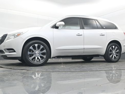 Used 2017 Buick Enclave Leather w/ Enclave Sport Touring Edition image 24