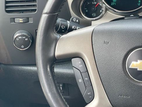 Used 2011 Chevrolet Silverado 1500 LT w/ All-Star Edition AWD/4WD image 13
