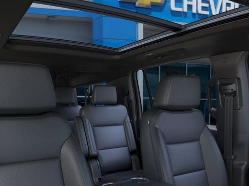 New 2026 Chevrolet Suburban Z71 AWD/4WD image 24