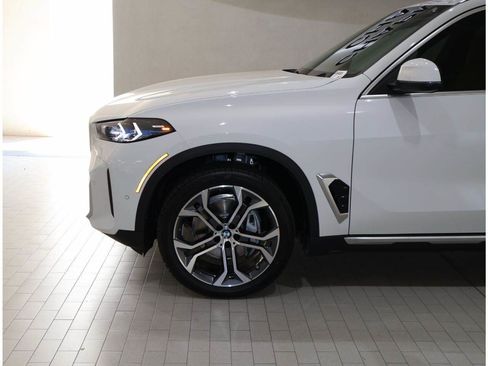 Used 2026 BMW X5 xDrive40i w/ Premium Package AWD/4WD image 4