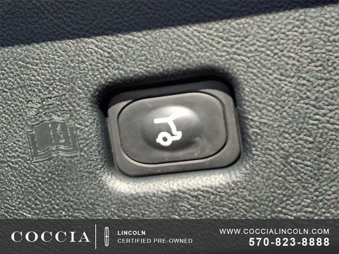 Certified 2023 Lincoln Nautilus Reserve image 29