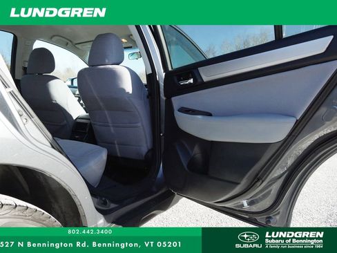 Used 2018 Subaru Outback 2.5i Premium image 17