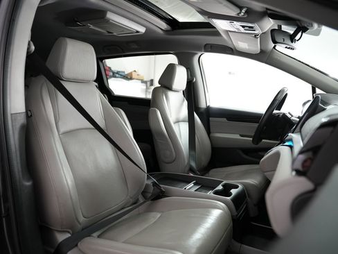 Used 2018 Honda Odyssey Elite image 54