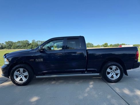 Used 2018 RAM 1500 Express AWD/4WD image 8