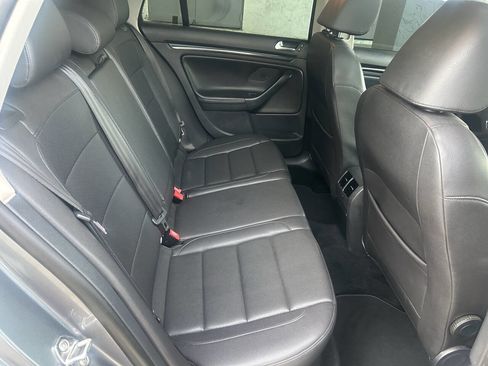 Used 2012 Volkswagen Jetta TDI image 11