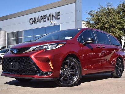 Used 2021 Toyota Sienna XSE w/ XSE Plus Package