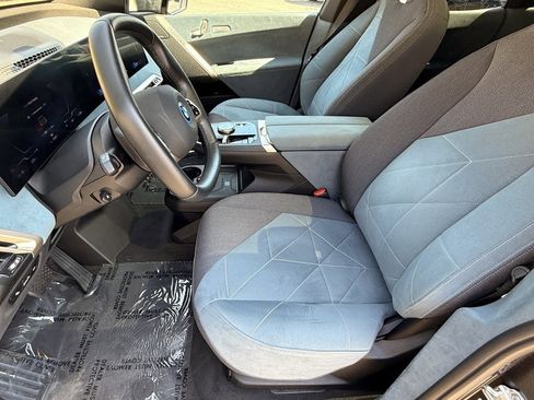 Used 2025 BMW iX xDrive50 w/ Premium Package image 20
