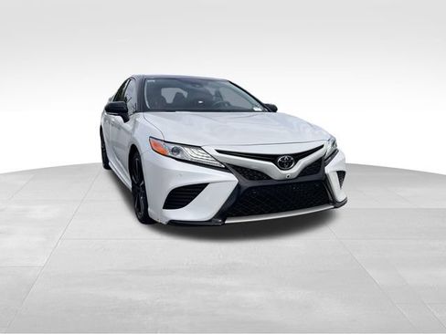 Used 2020 Toyota Camry XSE w/ Driver Assist Package FWD image 7