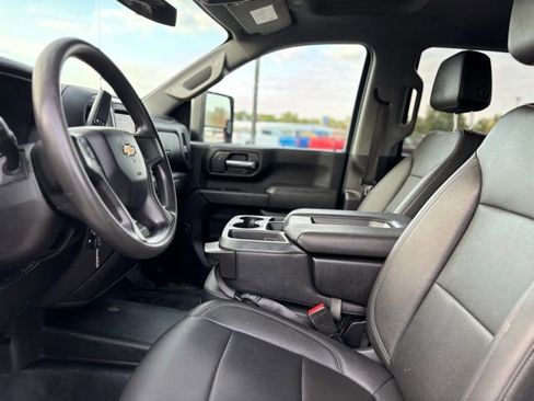 Used 2021 Chevrolet Silverado 2500 W/T w/ WT Convenience Package image 12