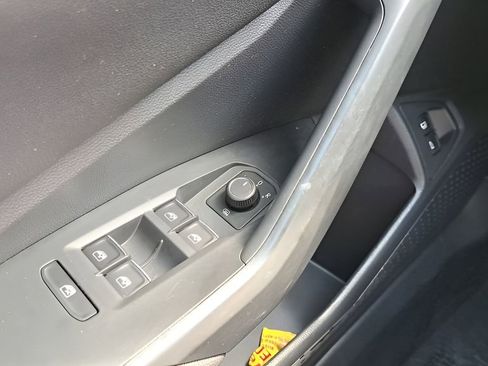 Used 2021 Volkswagen Jetta S w/ Driver Assistance Package image 24