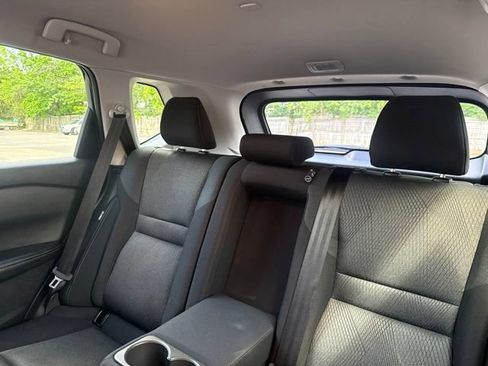 Used 2024 Nissan Rogue SV FWD image 35