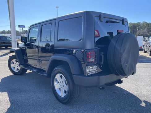Used 2014 Jeep Wrangler Unlimited Sport w/ Quick Order Package 24S image 4