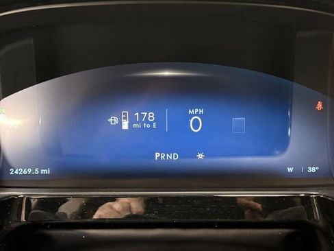 Used 2024 Lincoln Corsair Reserve w/ Equipment Group 201A image 5