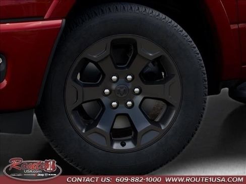 New 2026 RAM 1500 4x4 Crew Cab image 9