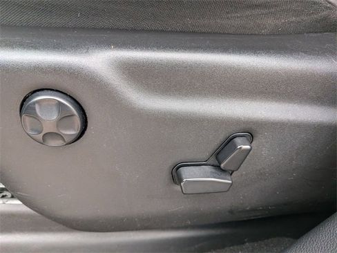 Certified 2024 Dodge Durango GT image 11