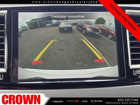 Certified 2024 Chrysler Pacifica Touring-L FWD image 25
