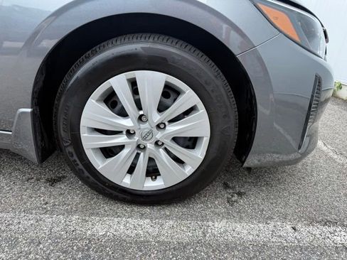 Used 2025 Nissan Sentra S FWD image 21