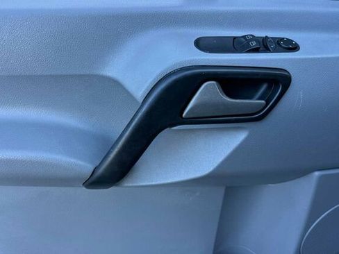 Used 2016 Mercedes-Benz Sprinter 2500 image 11