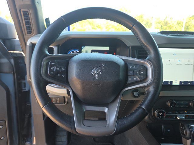 Used 2023 Ford Bronco Badlands w/ Sasquatch Package AWD/4WD image 8