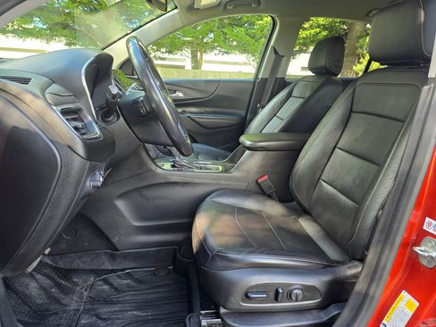 Used 2020 Chevrolet Equinox Premier AWD/4WD image 27