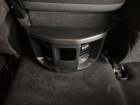 Used 2021 RAM 2500 Big Horn image 31