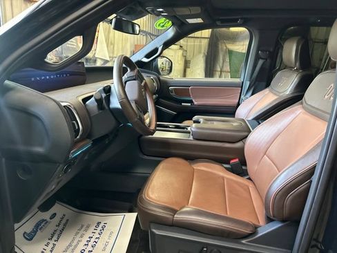Used 2025 Ford Expedition Max King Ranch AWD/4WD image 9