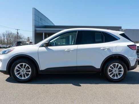 Used 2022 Ford Escape SE AWD/4WD image 9
