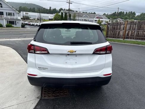 Used 2024 Chevrolet Equinox LS FWD image 6