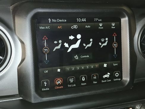 Used 2023 Jeep Wrangler Unlimited Sport w/ Sun And Sound Package AWD/4WD image 22
