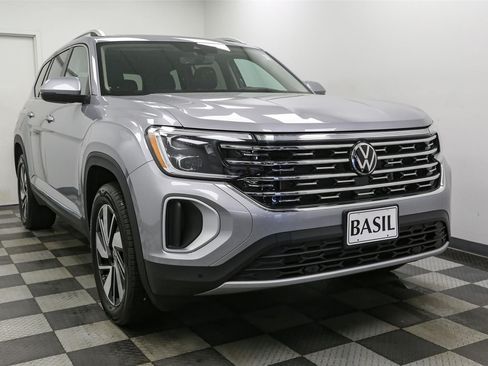 New 2026 Volkswagen Atlas SEL AWD/4WD image 2